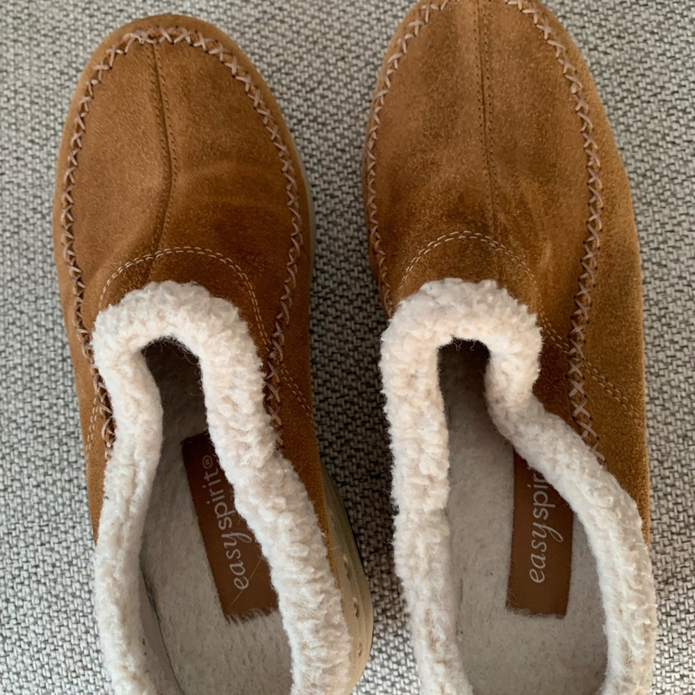 Easy Spirit Tan Suede Cozy Slip-Ons